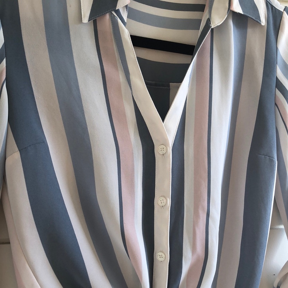 Express Button down - Picture 3 of 5
